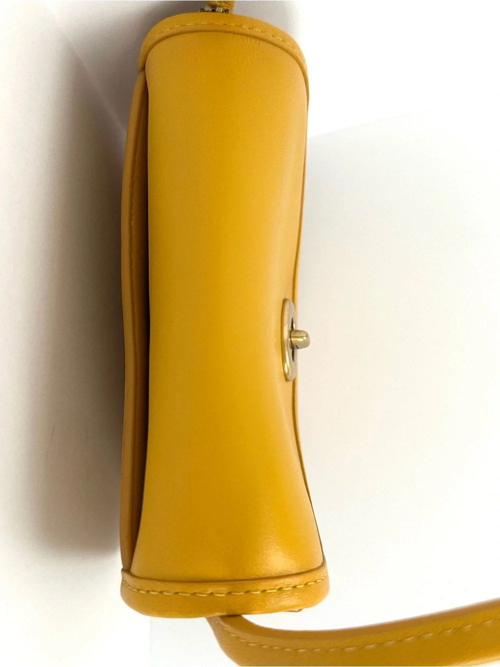 Authentic Coach Turnlock Flap Pouch 15 in Ochre Yellow 2891 | EUC